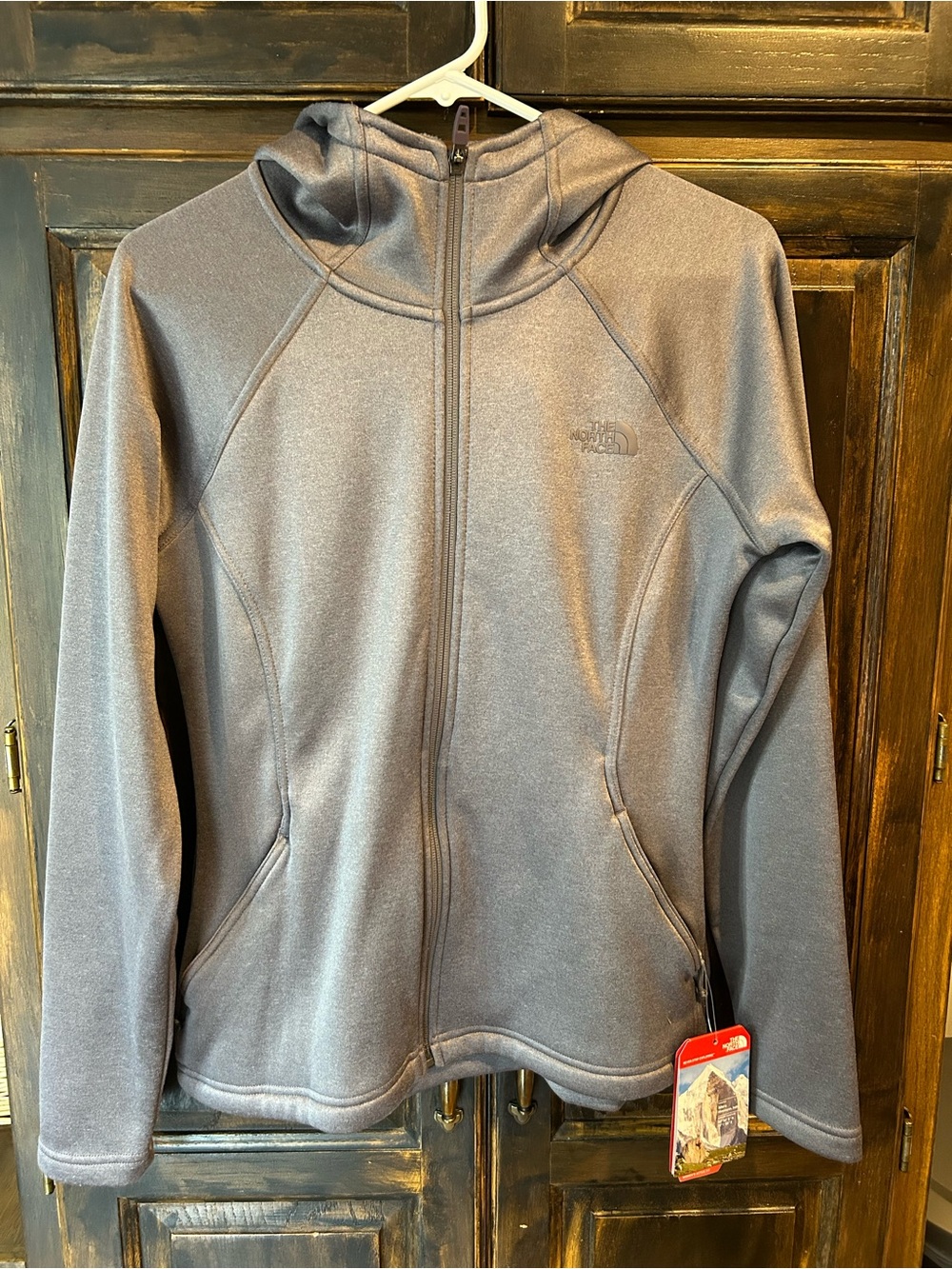 The North Face Women's Gray Pullover Hoodie NEW with tags attached